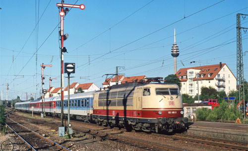 Stein Bahnhof am 19-6-00